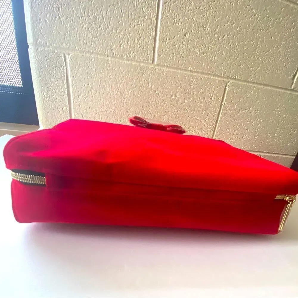 Women’s Estee Lauder cosmetic bag, NWOT